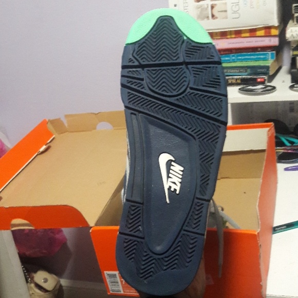 NIKE Flight Jab Step - Picture 3 of 6